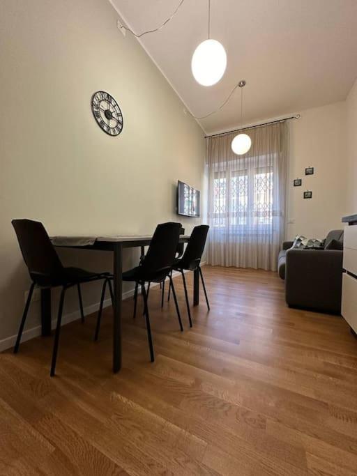 Nolo62, A Nifty Flat In Milan Apartamento Exterior foto